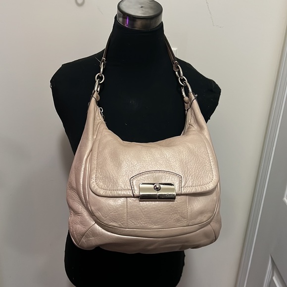 Coach Leather Baguette Bag - Picture 8 of 11